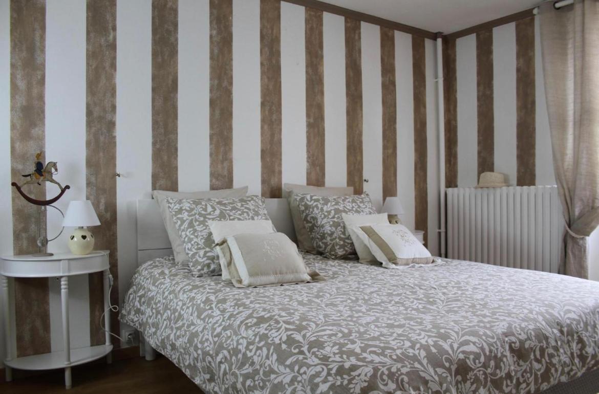 Chambres A La Maison Hermitage Aincourt Eksteriør bilde