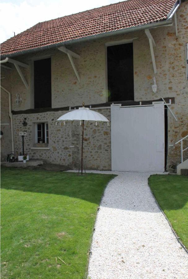 Chambres A La Maison Hermitage Aincourt Eksteriør bilde